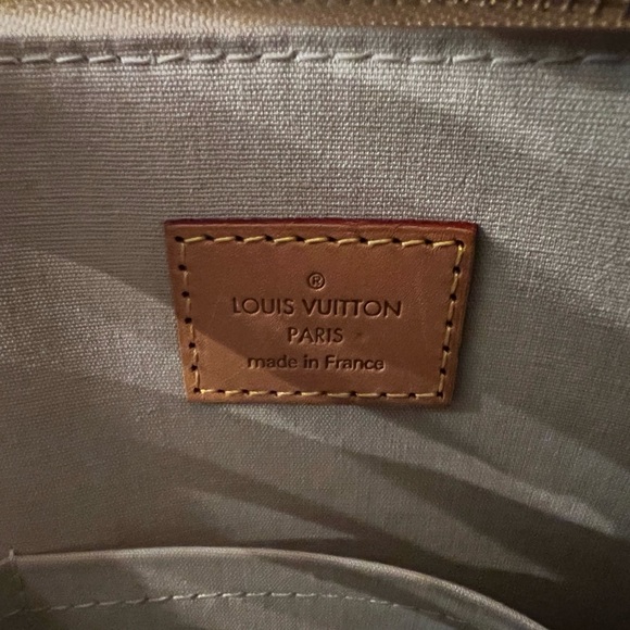 Louis Vuitton Alma PM- 12.6 x 9.8 x 6.3 inches - Picture 5 of 8